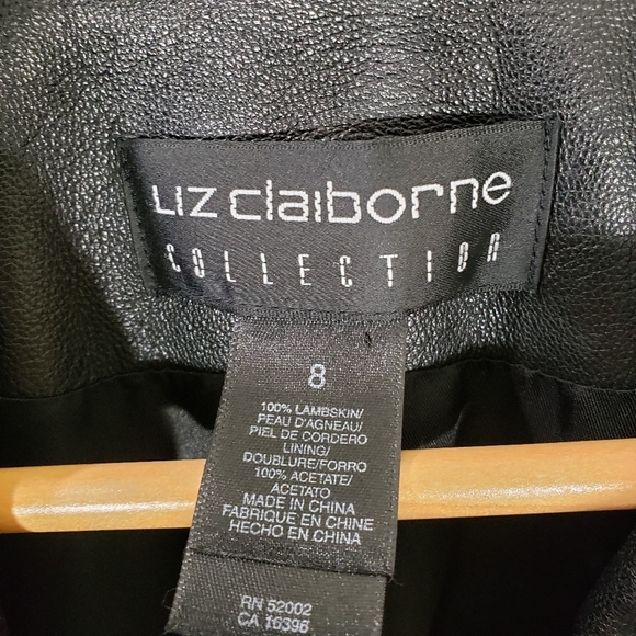 Vintage Liz Claiborne Collection size 8 100% lambskin jacket - Picture 3 of 6